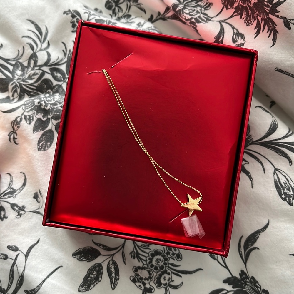 New star necklace